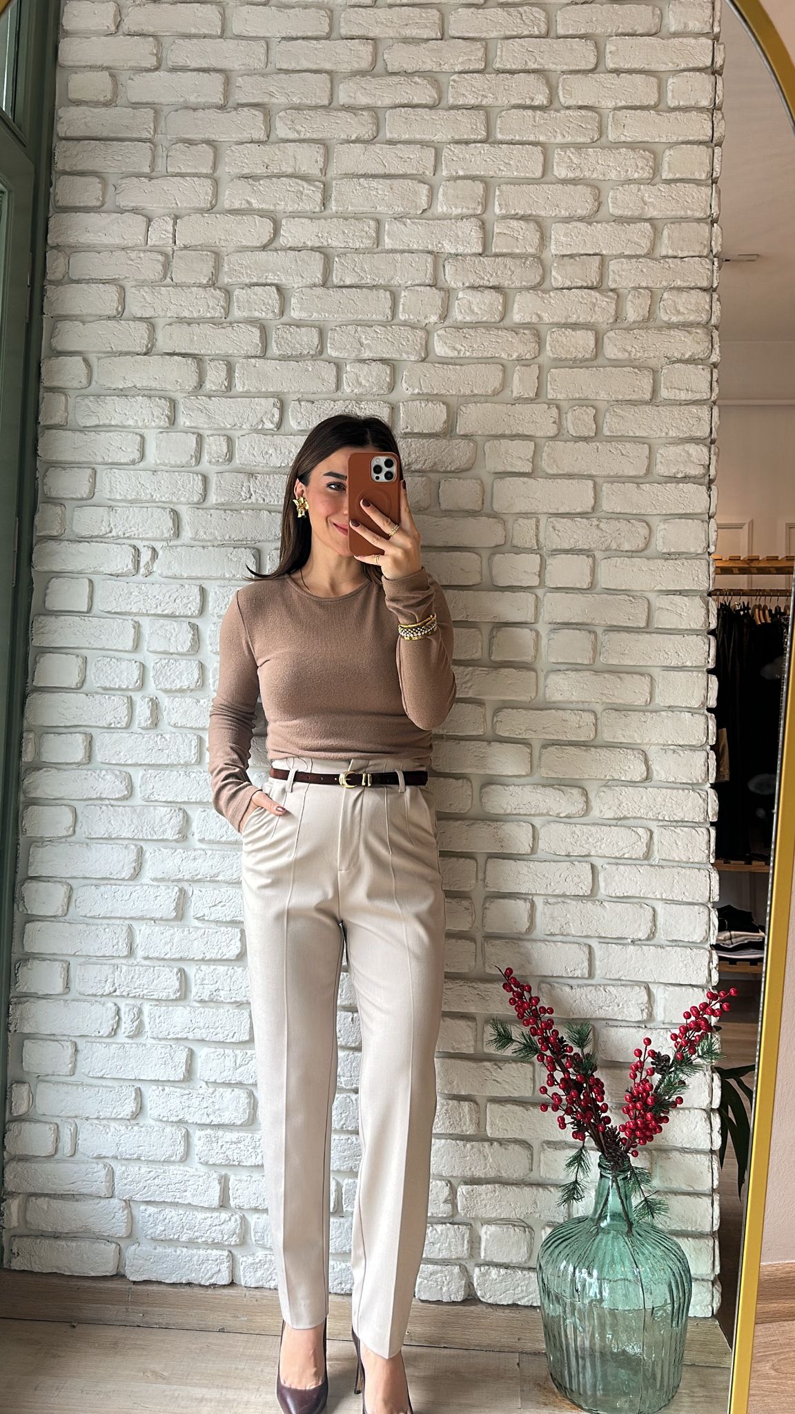 Havuç Kesim Kemerli Pant.