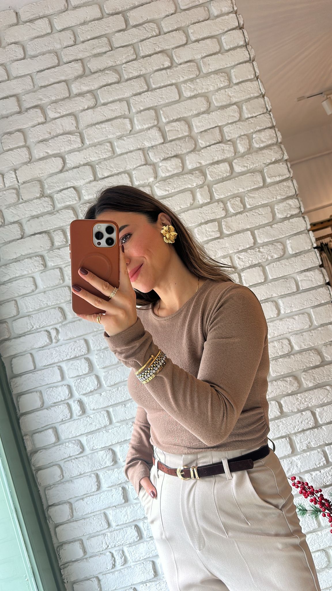 Uzun Kollu Büzgülü Bluz