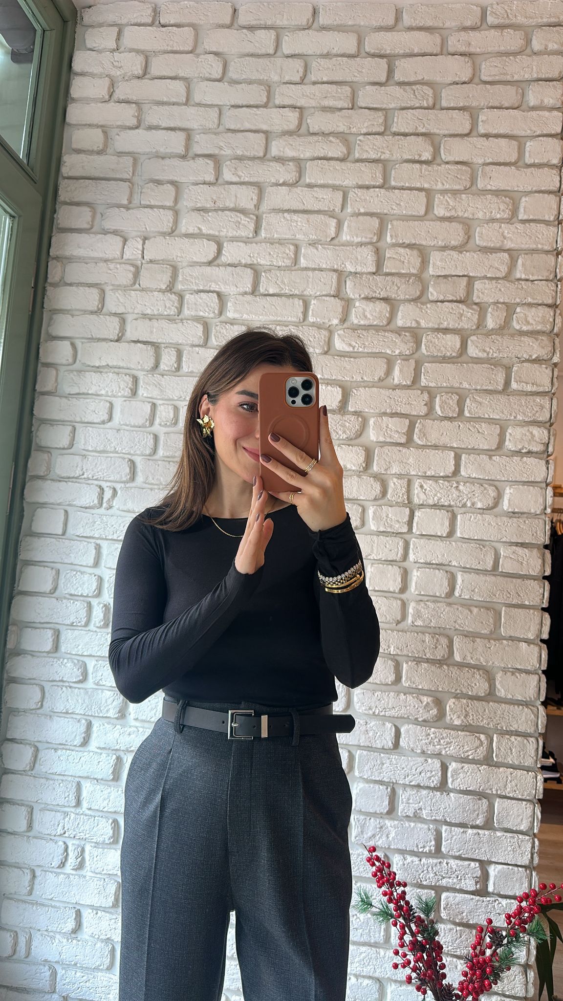 Kıvrık Paça Kemerli Pantolon