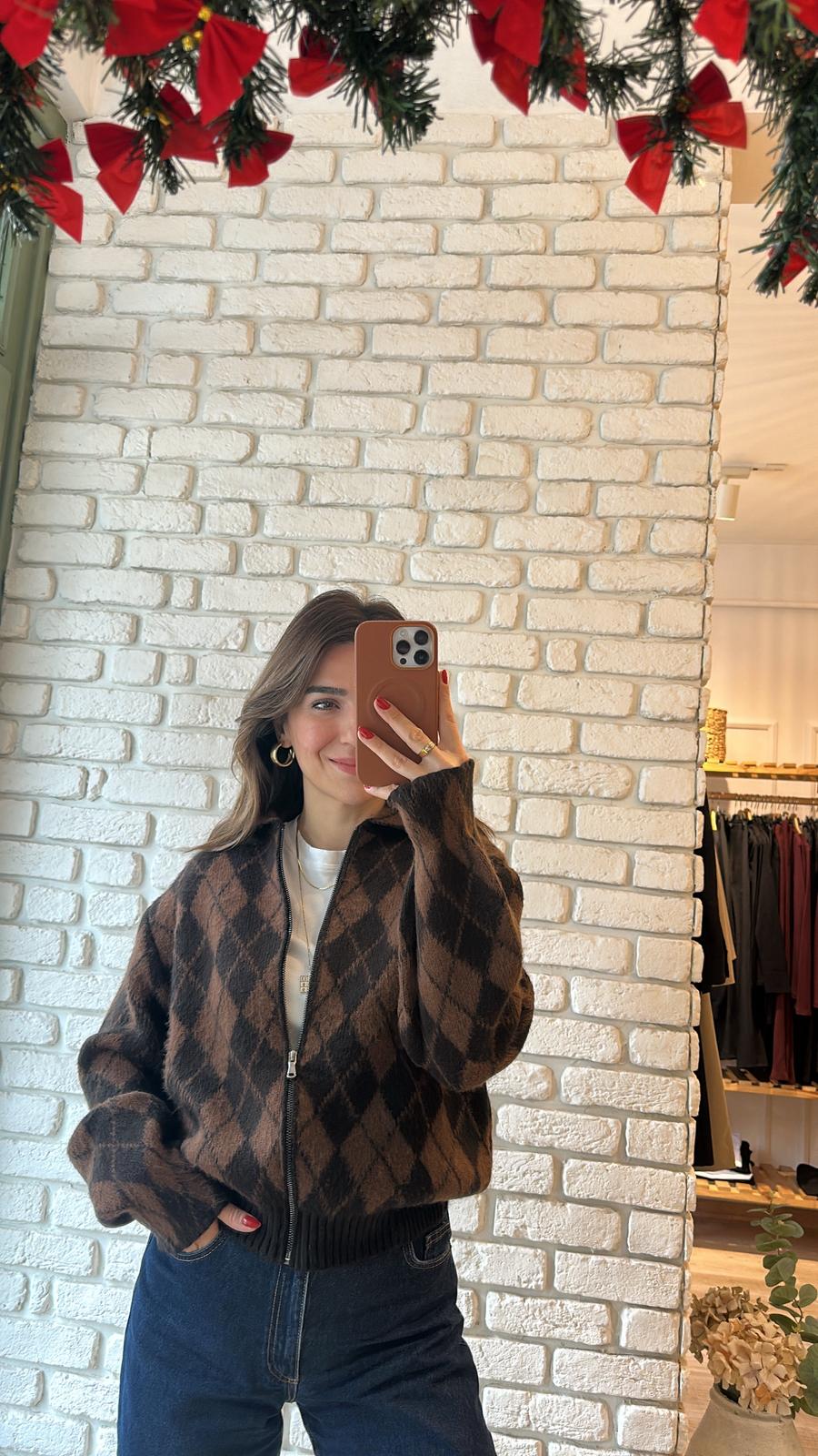 Yakalı Baklava Desen Hırka