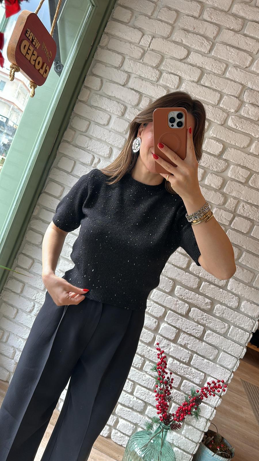 Kısa Kol Işıltılı Triko