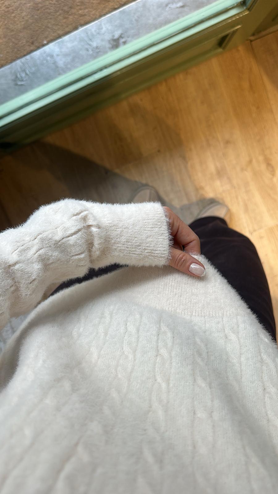 Saç Örgülü Kazak