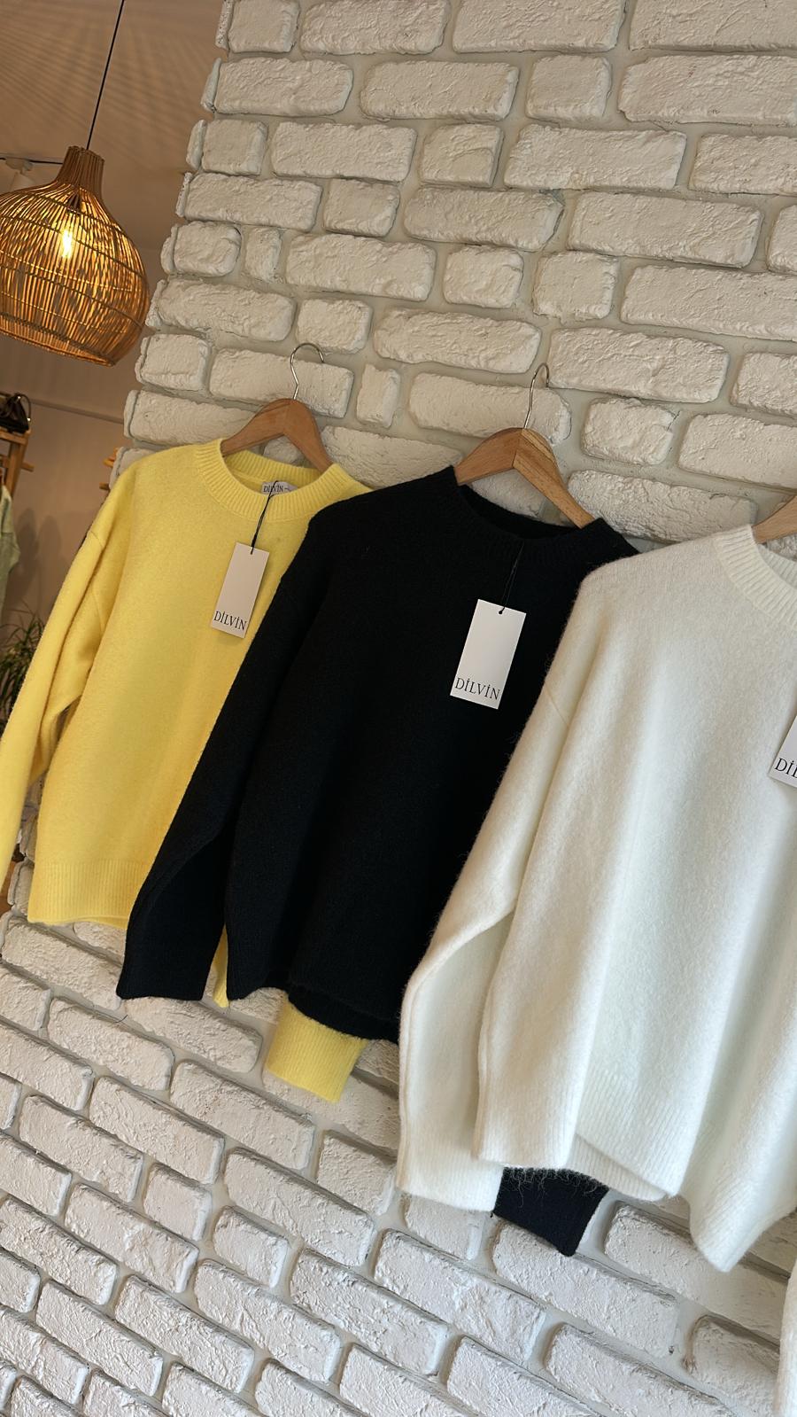 Bisiklet Yaka Yumuşak Dokulu Kazak