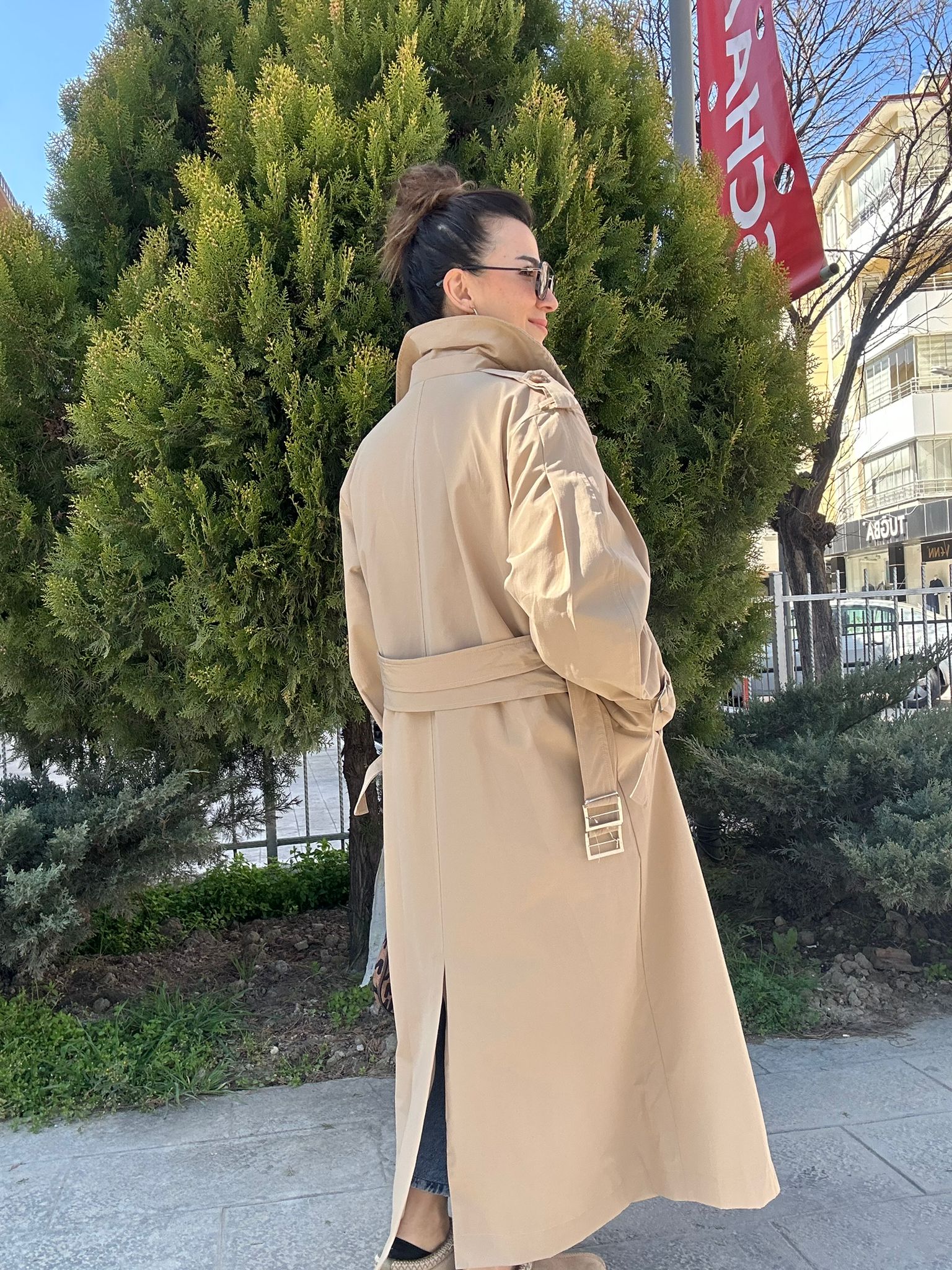 Uzun Çift Kemerli Trenç