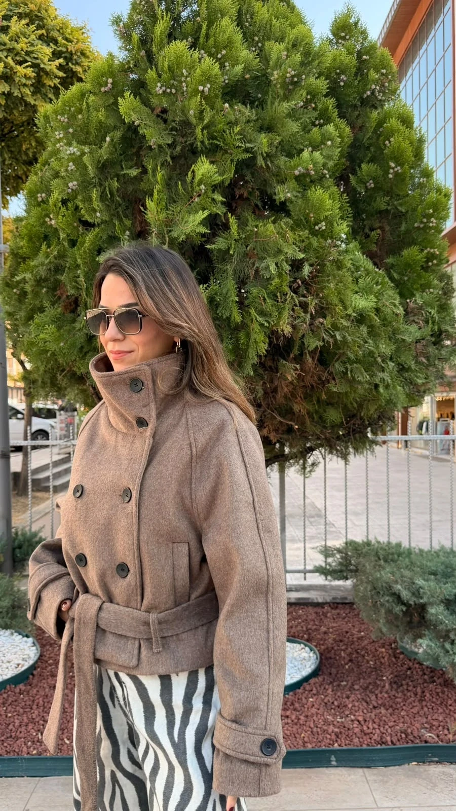 Kahverengi Kısa Kaşe